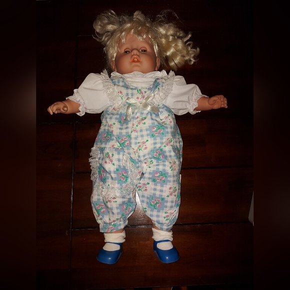 Jessie doll - Picture 2 of 4